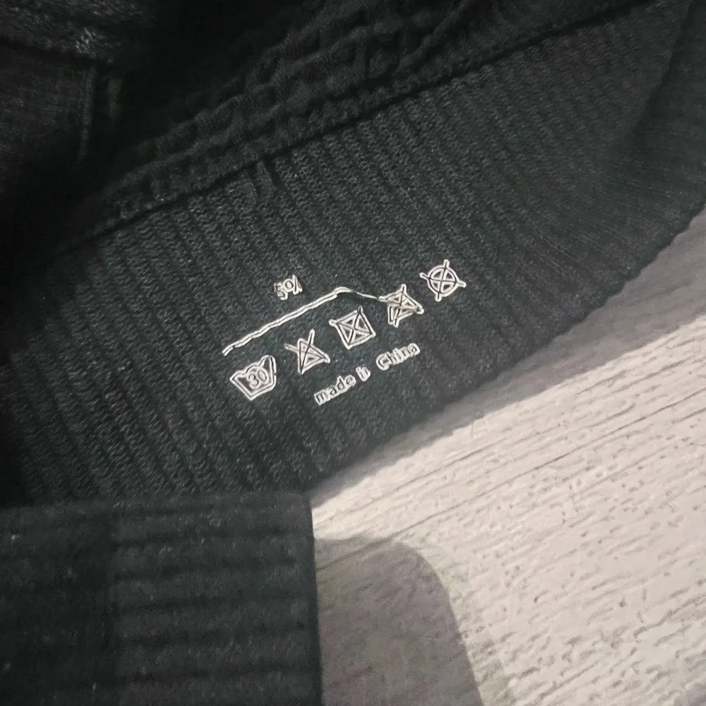 Women’s Activewear Black Cropped Jacket Size Medium - Picture 7 of 10